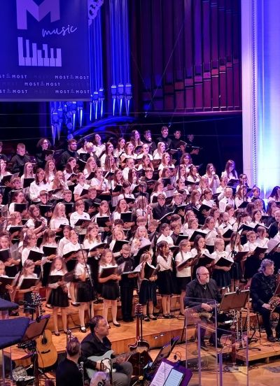 Zdjęcie 6 z galerii Koncert chóru dziecięco-młodzieżowego Most the Music