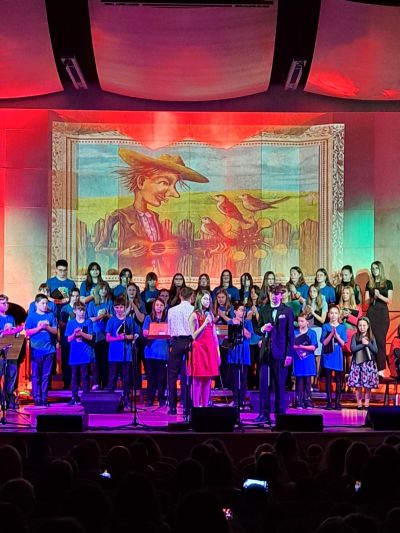 Zdjęcie 20 z galerii Koncert chóru pt. „Wyśpiewaj marzenia”