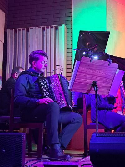 Zdjęcie 7 z galerii Koncert chóru pt. „Wyśpiewaj marzenia”