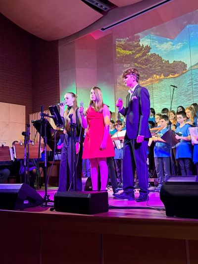 Zdjęcie 14 z galerii Koncert chóru pt. „Wyśpiewaj marzenia”