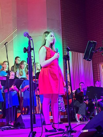 Zdjęcie 8 z galerii Koncert chóru pt. „Wyśpiewaj marzenia”