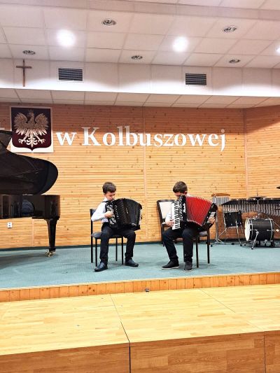 Zdjęcie 13 z galerii I Makroregionalny Konkurs Duetów Dziecięcych "Dowolne Duety w Kolbuszowej"