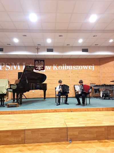 Zdjęcie 12 z galerii I Makroregionalny Konkurs Duetów Dziecięcych "Dowolne Duety w Kolbuszowej"