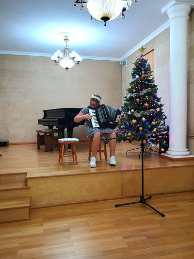 Zdjęcie 8 z galerii Koncert kolęd w wykonaniu uczniów klasy akordeonu
