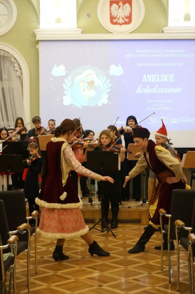Zdjęcie 10 z galerii Anielskie kolędowanie w ZPSM w Przemyślu