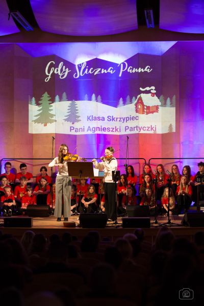 Zdjęcie 19 z galerii Koncerty pt. „Magiczny wieczór" cz. II