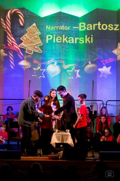 Zdjęcie 24 z galerii Koncerty pt. „Magiczny wieczór" cz. I