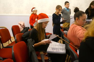 Zdjęcie 6 z galerii Anielskie kolędowanie w ZPSM w Przemyślu