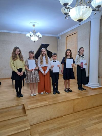 Zdjęcie 10 z galerii 13 Konkurs etiudowy pt. małe i DUŻE figle na klawiaturze