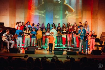 Zdjęcie 17 z galerii Koncert pt. ,,Witajcie w naszej bajce”