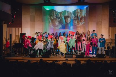 Zdjęcie 20 z galerii Koncert pt. ,,Witajcie w naszej bajce”