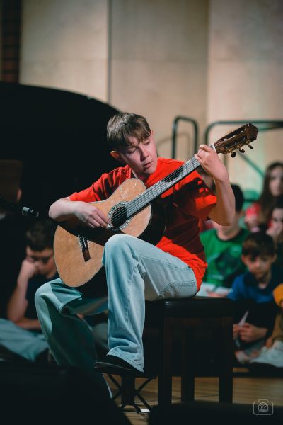 Zdjęcie 40 z galerii Koncert pt. ,,Witajcie w naszej bajce”