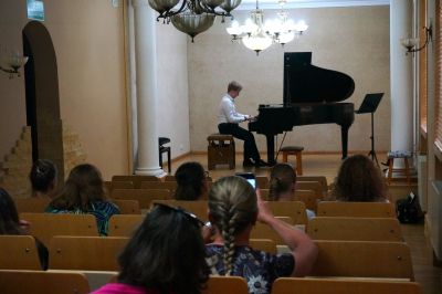 Zdjęcie 8 z galerii Popis uczniów klasy II cyklu czteroletniego
