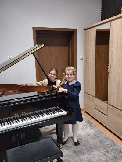 Zdjęcie 18 z galerii Koncert kolęd w wykonaniu uczniów klasy I cyklu sześcioletniego
