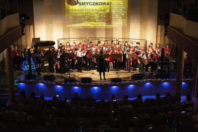 Zdjęcie 23 z galerii Koncert pt. „Z serca ku niebu"