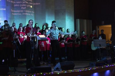Zdjęcie 25 z galerii Koncert pt. „Z serca ku niebu"