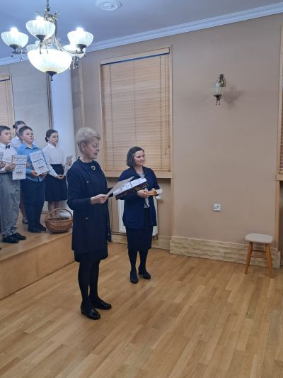 Zdjęcie 10 z galerii 14 Konkurs etiudowy „małe i DUŻE figle na klawiaturze"
