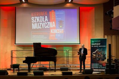 Zdjęcie 5 z galerii Koncert "Kierunek Szkoła Muzyczna"