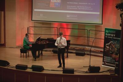 Zdjęcie 14 z galerii Koncert "Kierunek Szkoła Muzyczna"