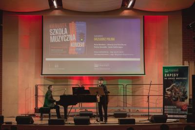 Zdjęcie 21 z galerii Koncert "Kierunek Szkoła Muzyczna"