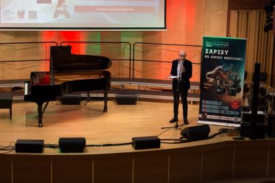 Zdjęcie 8 z galerii Koncert "Kierunek Szkoła Muzyczna"